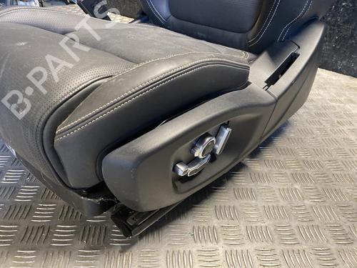 Right front seat JAGUAR I-PACE (X590) EV400 AWD | BP37554968C16 - Image 2