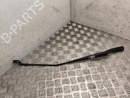 Used Front windshield wiper arm Front windshield wiper arm 39455335 39455335