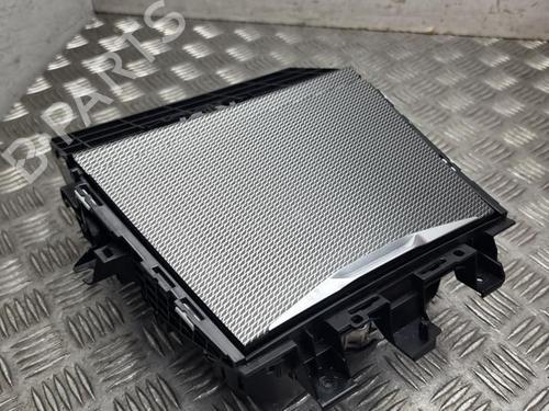 Used Cup/Object holder Cup/Object holder BMW 3 Touring (G21, G81) 320 e Plug-in-Hybrid xDrive (204 hp) 40164196 40164196