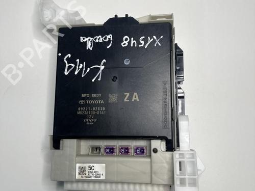 control-unit-toyota-corolla-estate-_e21_-2019-38964912 main image