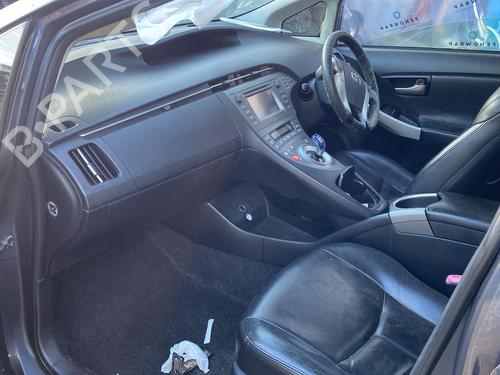 Electronic module TOYOTA PRIUS (_W3_) 1.8 Hybrid (ZVW30) | BP37558242M83 - Image 9