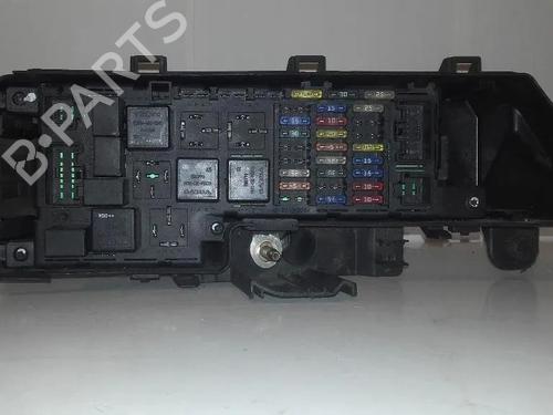 Used Fuse box VOLVO V70 II (285) 2.4 (140 hp) 28932403