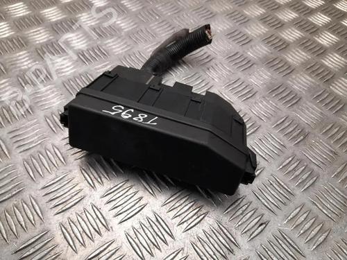 Used Fuse box Fuse box NISSAN X-TRAIL III (T32_, T32R, T32RR) 1.6 DIG-T (T32) (163 hp) 33239734 33239734
