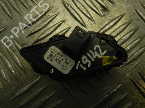 Switch MERCEDES-BENZ S-CLASS Coupe (C217) S 500 (217.382) | BP37542434I30 - Image 2