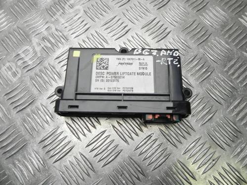 Used Electronic module Electronic module TESLA MODEL S (5YJS) 85D AWD (525 hp) 28923791 28923791