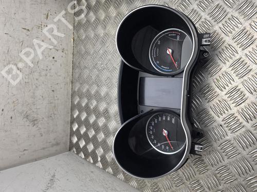 Used Instrument cluster Instrument cluster MERCEDES-BENZ EQV (W447) EQV 300 (447.813, 447.815) (204 hp) 40112157 40112157