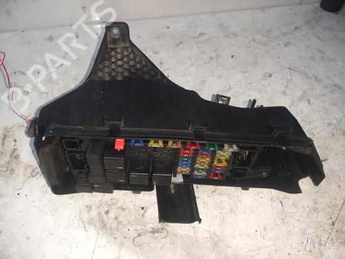 Used Fuse box Fuse box 38963143 38963143