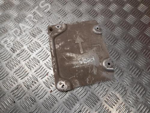 Used Underbody protection Underbody protection 37561615 37561615