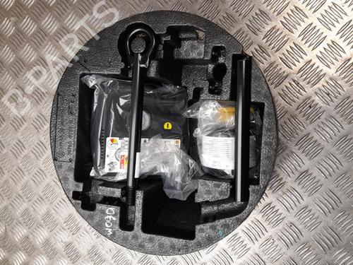 jack-kit-renault-zoe-bfm_-2012-37548346 main image