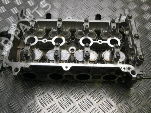 Used Cylinder head TOYOTA YARIS (_P13_) 1.5 Hybrid (NHP130_, NHP130) (101 hp) 28914463