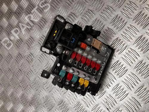 Used Fuse box Fuse box TESLA MODEL S (5YJS) 85 (367 hp) 34362209 34362209