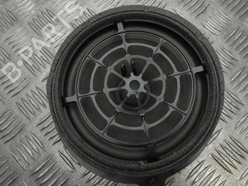 Used Speaker AUDI A4 B9 Avant (8W5, 8WD) 2.0 TDI (150 hp) 28940703