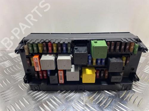Used Fuse box MERCEDES-BENZ CLS (C218) CLS 500 (218.373) (408 hp) 28929207