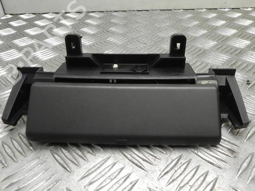 Used Glove box LAND ROVER DISCOVERY IV (L319) 3.0 TD 4x4 (249 hp) 28910590