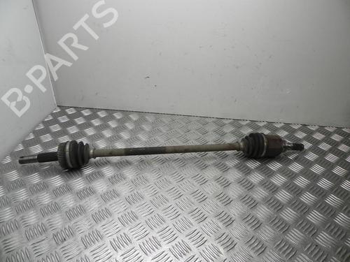 Kardanaksel Kompl. Kardanaksel Kompl. RENAULT KOLEOS I (HY_) 2.0 dCi 4x4 (HY0B) (173 hp) 37581194 37581194