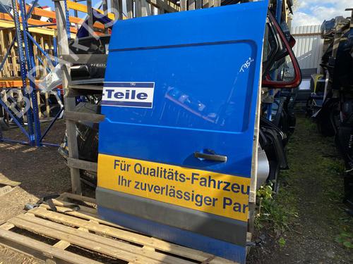 Dør højre bagtil Dør højre bagtil RENAULT MASTER III Van (FV) 2.3 dCi 150 FWD (FV0F, FV03, FV09) (150 hp) 39520646 39520646