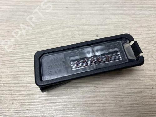 Used Licence plate light VW GOLF VIII (CD1, DA1) 1.5 eTSI (150 hp) 32355581
