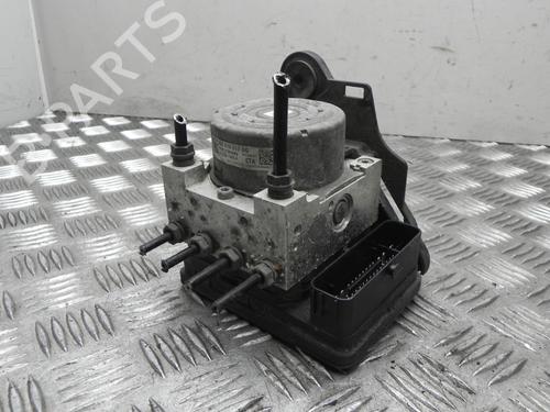 Used ABS pump SKODA SUPERB III Estate (3V5) 2.0 TDI (150 hp) 28922289