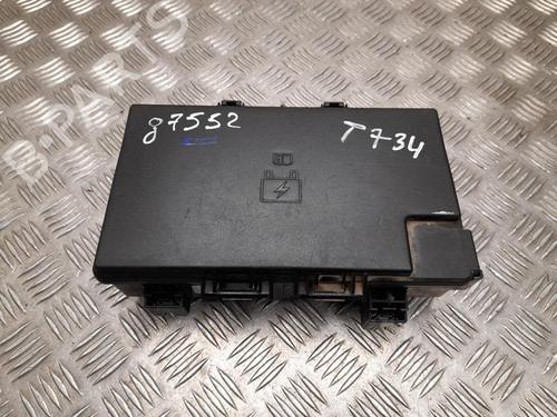 Used Fuse box Fuse box 37552794 37552794
