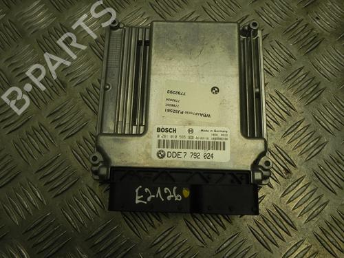 Used Engine control unit (ECU) BMW 3 (E46) 318 d (116 hp) 28927732