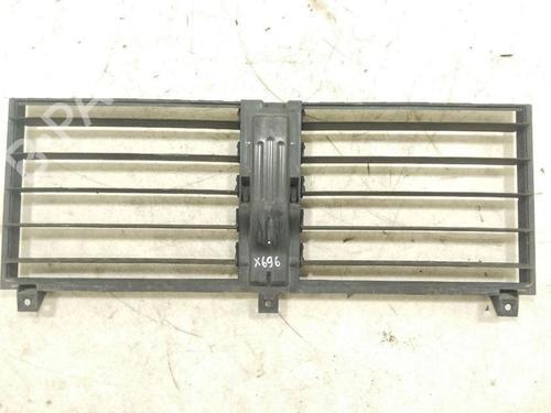 Used Grille MASERATI LEVANTE SUV (M161) 3.0 S Q4 (430 hp) 28918152