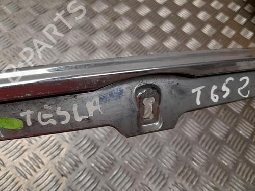 Grille TESLA MODEL S (5YJS) 90D AWD | BP28936123C40 
