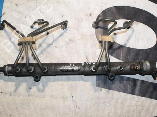 Used Injection rail Injection rail 38964570 38964570