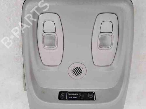 Used Interior roof light RENAULT CAPTUR I (J5_, H5_) 0.9 TCe 90 (90 hp) 28946727