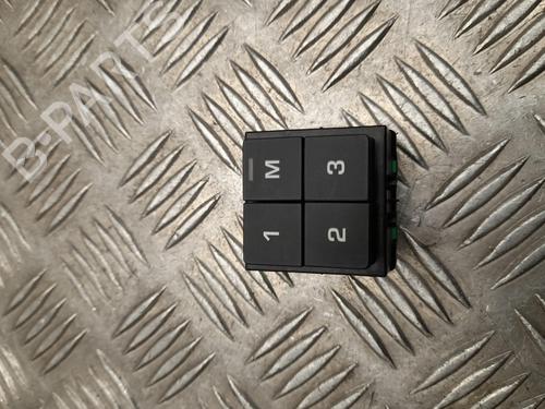 Switch LAND ROVER RANGE ROVER VELAR (L560) 3.0 D300 SDV6 4x4 | BP28916115I30 