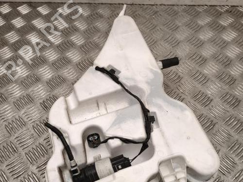 Used Windscreen washer tank Windscreen washer tank 38158678 38158678