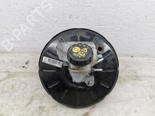 Used Brake master cylinder RENAULT CAPTUR I (J5_, H5_) 0.9 TCe 90 (90 hp) 28934397
