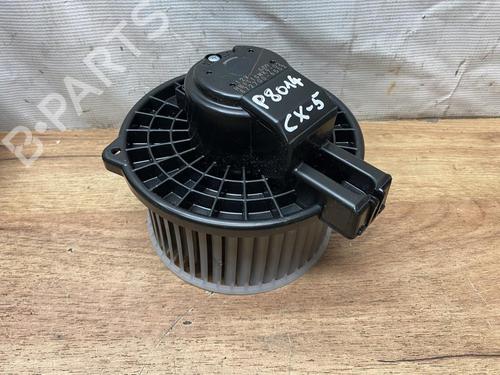 Used Heater blower motor Heater blower motor MAZDA CX-5 (KF) 2.0 SKYACTIV-G (163 hp) 40112254 40112254