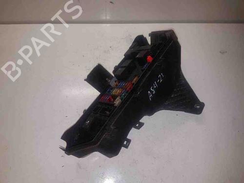 Zekeringkast VOLVO XC90 I (275) D5 AWD (163 hp) 28935573