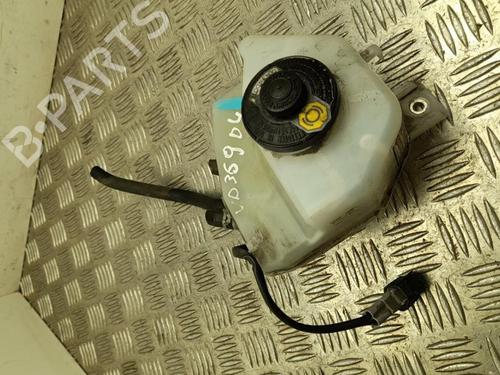 Used Brake fluid reservoir TOYOTA PRIUS PLUS (_W4_) 1.8 Hybrid (ZVW40W, ZVW41W) (136 hp) 28914653