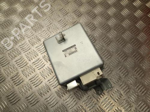 electronic-module-toyota-prius-_w3_-2008-2009-2010-2011-2012-2013-2014-2015-2016-37557601 main image