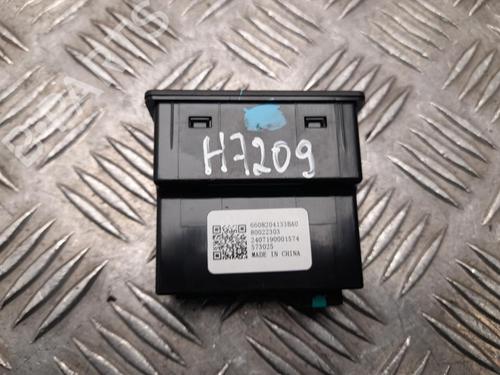 Switch POLESTAR POLESTAR 4 EV All-wheel Drive | BP37571072I30 - Image 3