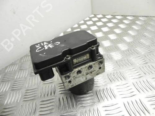 Used Electronic module Electronic module KIA CEE'D Hatchback (ED) 1.6 CRDi 115 (115 hp) 28941249 28941249