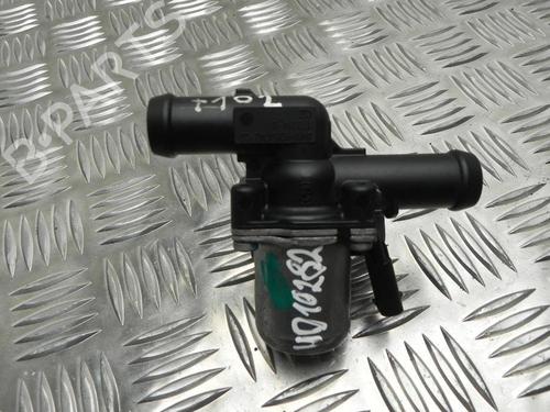 Used Auxiliary water pump BMW 2 Coupe (F22, F87) M 235 i xDrive (326 hp) 28945889