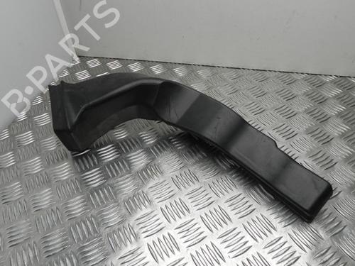 Rejilla aireadora VW PHAETON (3D1, 3D2, 3D3, 3D4, 3D6, 3D7, 3D8, 3D9) 6.0 W12 4motion (420 hp) 28916867