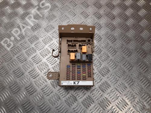 Used Fuse box Fuse box 37553921 37553921
