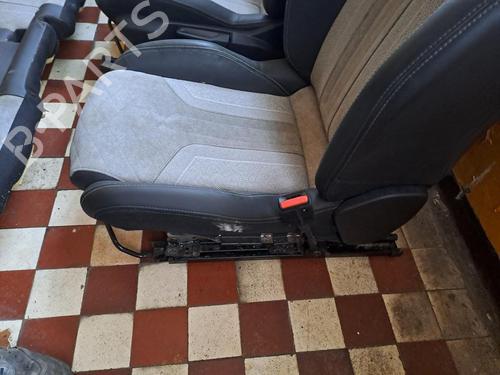 Ensemble sièges PEUGEOT 208 II (UB_, UP_, UW_, UJ_) e-208 | BP30280578C78 