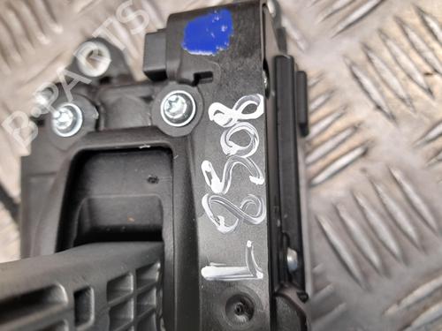Gear lever AUDI Q5 (FYB, FYG) 2.0 TDI quattro | BP28915636M90 