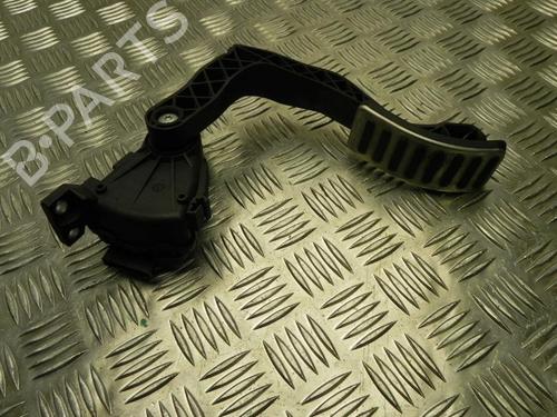 Pedal VW PHAETON (3D1, 3D2, 3D3, 3D4, 3D6, 3D7, 3D8, 3D9) 6.0 W12 4motion (420 hp) 28930022