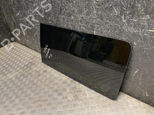 Panel rude bagtil venstre Panel rude bagtil venstre 38967767 38967767