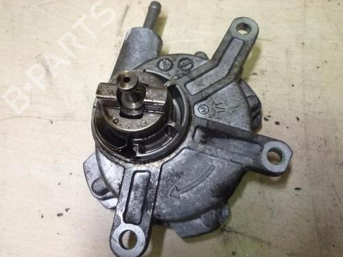 Used Vacuum pump LEXUS IS II (_E2_) 220d (ALE20) (177 hp) 28909801
