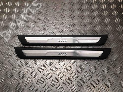 Used Step JEEP GRAND CHEROKEE IV (WK, WK2) 3.0 CRD V6 4x4 (250 hp) 28911531