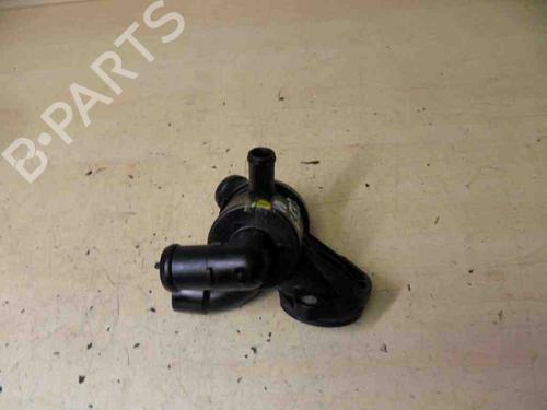 Used Thermostat housing VW GOLF VI (5K1) 1.6 TDI (105 hp) 28941972