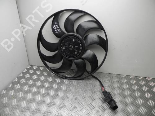 Used Radiator fan BMW 5 (G30, F90) 530 d (265 hp) 28920504