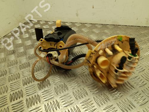 Used Fuel pump LAND ROVER DISCOVERY IV (L319) 3.0 TD 4x4 (249 hp) 28938984