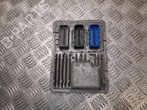 engine-control-unit-ecu-opel-astra-k-b16-2015-2016-2017-2018-2019-2020-2021-2022-37568928 main image